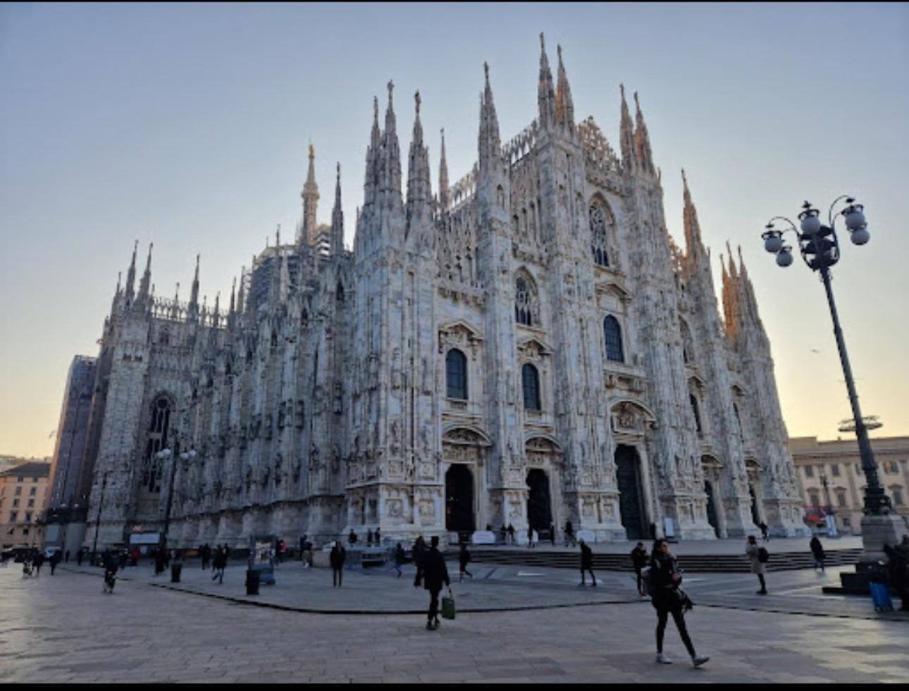 Apartment Duomo Bocconi Navigli Milano Ngoại thất bức ảnh